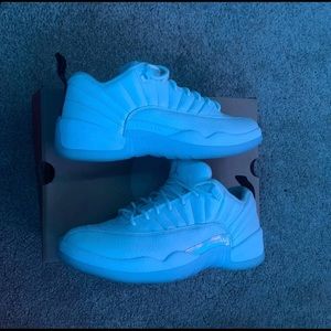 Jordan 12 easter